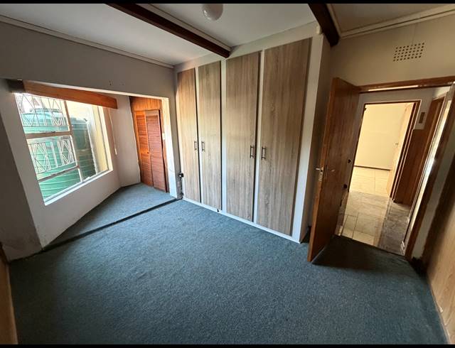 4 BEDROOM HOUSE FOR SALE IN BRENTHURST